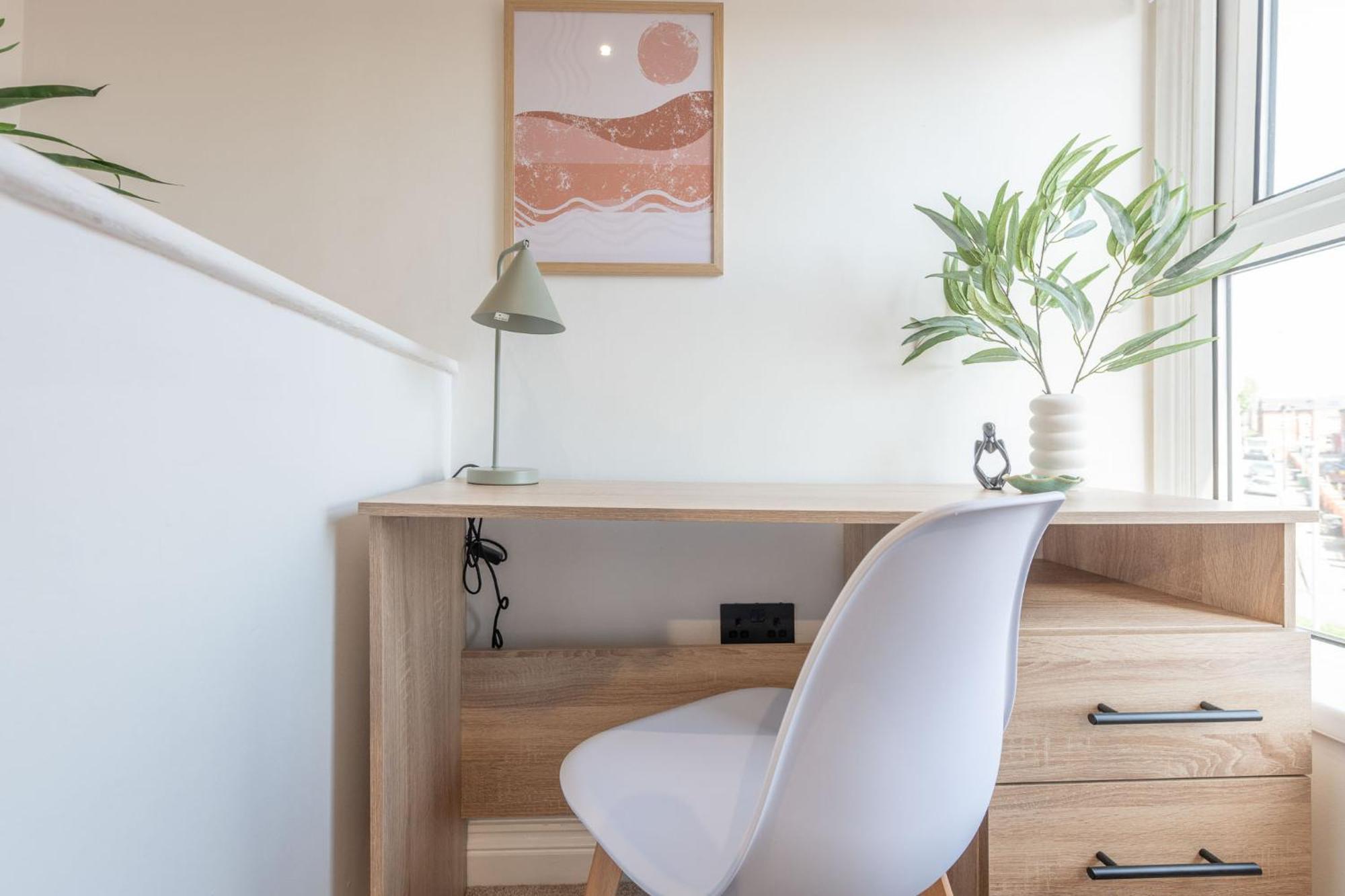 Apartment Modern 2 Bedroom Flat Near Leeds Centre With Free Parking, Ideal For Contractors & Long - Nordstay Leeds (West Yorkshire)